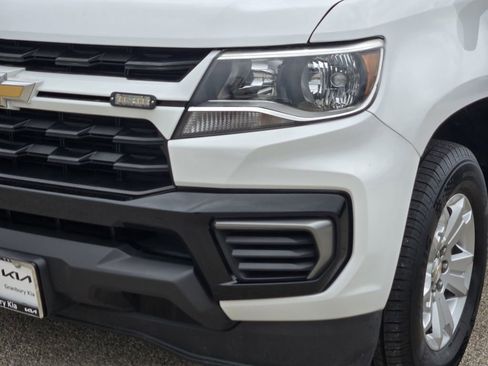 Used 2022 Chevrolet Colorado LT w/ Fleet Safety Package image 8