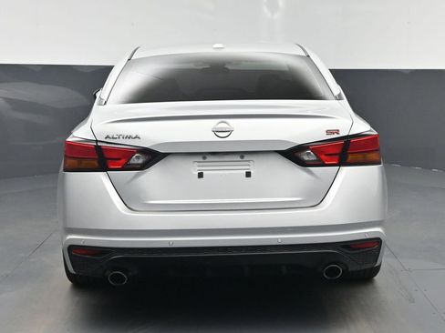 Used 2023 Nissan Altima 2.5 SR FWD image 27