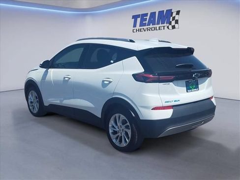 Certified 2023 Chevrolet Bolt EUV LT FWD image 4