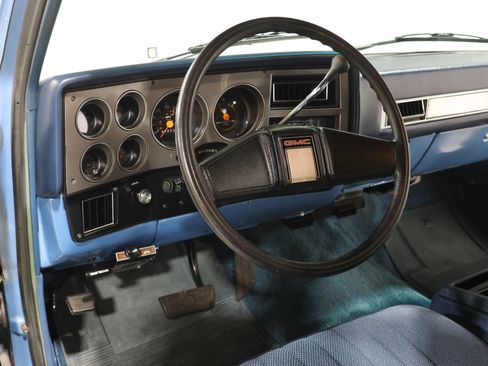 Used 1987 GMC Suburban 2WD image 83