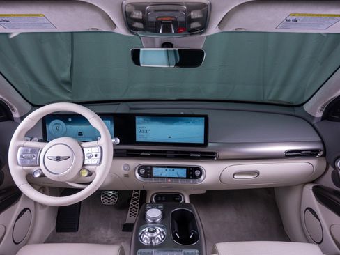 Used 2023 Genesis GV60 Performance AWD/4WD image 13