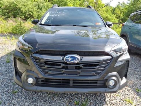 Used 2025 Subaru Outback Premium w/ Popular Package #1A AWD/4WD image 25