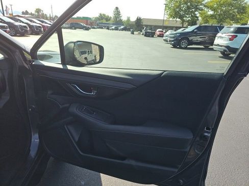 Used 2025 Subaru Outback Premium image 21