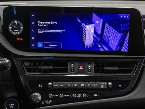 Used 2025 Lexus ES 300h w/ Premium Package FWD image 15