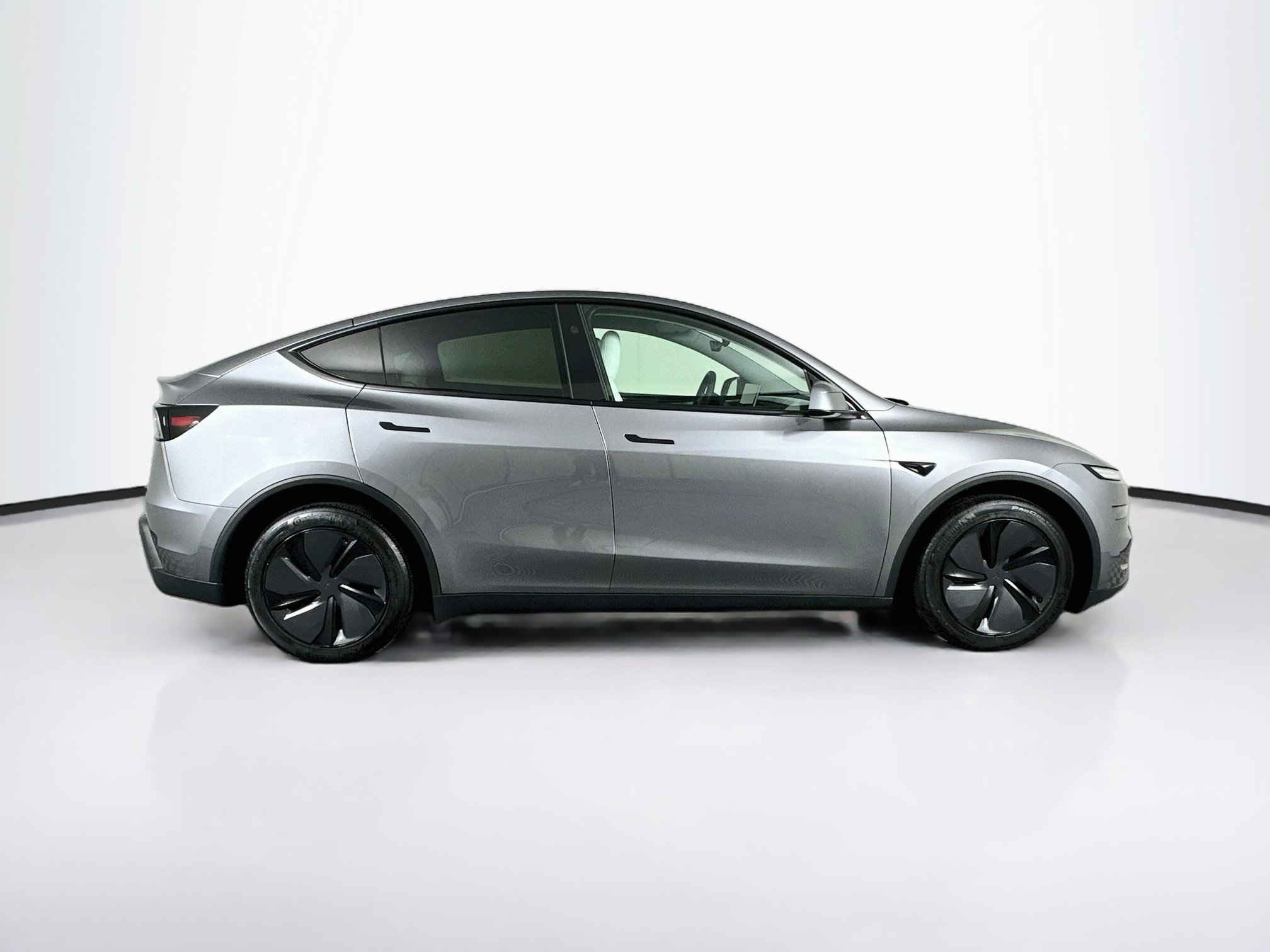 Used 2026 Tesla Model Y Long Range AWD/4WD image 10