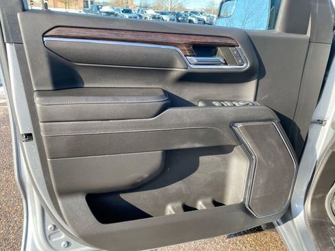 Used 2023 GMC Sierra 1500 Elevation image 21