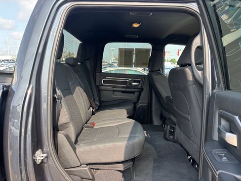 Used 2025 RAM 2500 Big Horn AWD/4WD image 25
