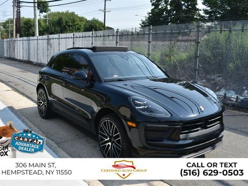 Used 2024 Porsche Macan Turbo AWD/4WD image 3