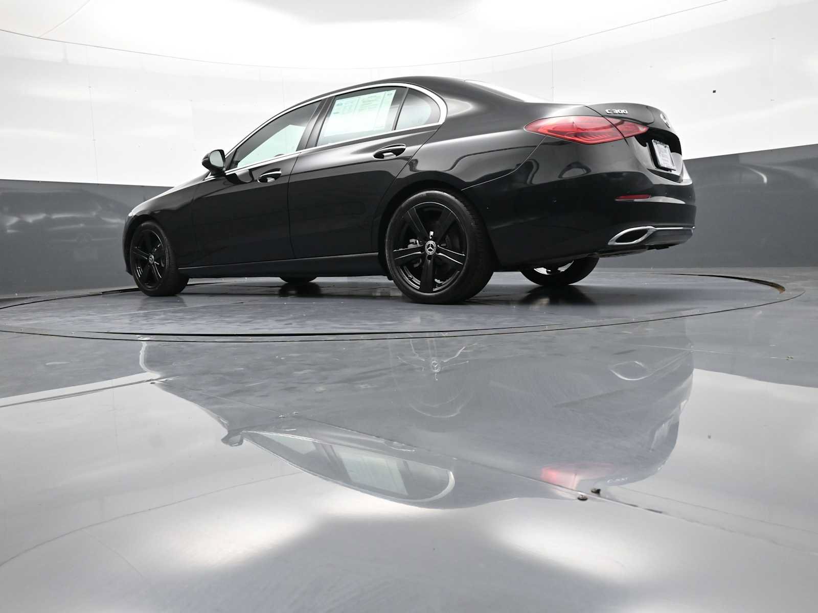 Used 2024 Mercedes-Benz C 300 4MATIC Sedan image 37