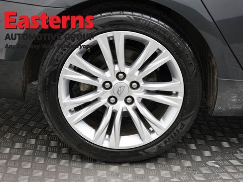 Used 2018 Cadillac XTS Luxury image 32