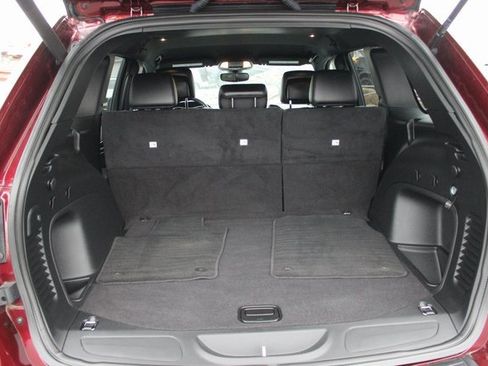 Used 2022 Jeep Grand Cherokee Laredo X image 25