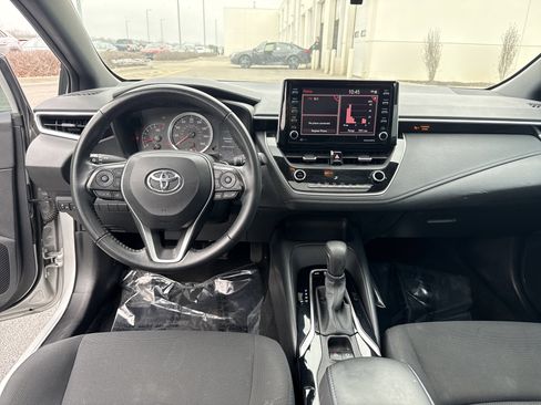 Used 2021 Toyota Corolla SE w/ SE Premium Package image 28