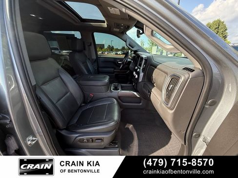 Used 2020 GMC Sierra 1500 SLT AWD/4WD image 31
