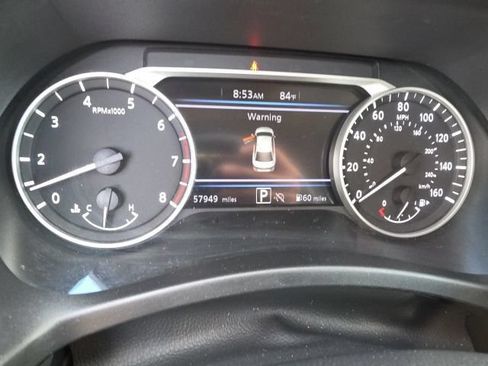 Used 2024 Nissan Sentra SV FWD image 8