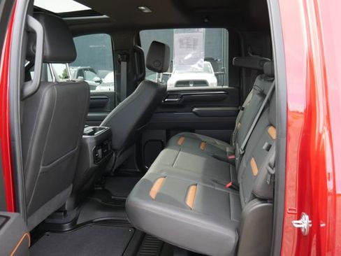 Used 2025 GMC Sierra 2500 AT4 w/ AT4 Premium Plus Package AWD/4WD image 26