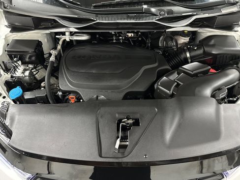 Used 2025 Honda Odyssey Touring image 45