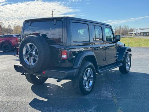 Used 2021 Jeep Wrangler Unlimited Sahara image 5