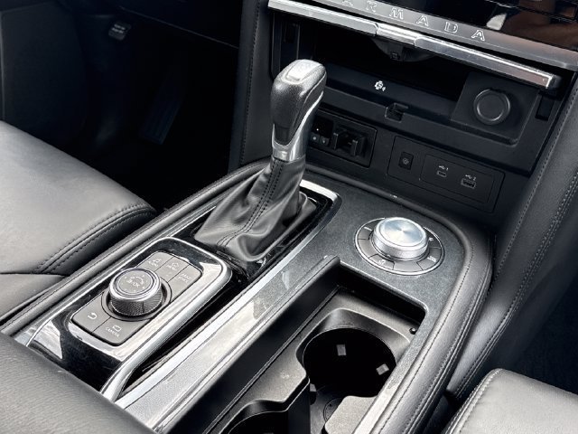 Used 2024 Nissan Armada SV AWD/4WD image 13