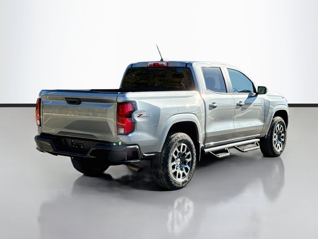 Used 2023 Chevrolet Colorado Z71 w/ Z71 Convenience Package 2 AWD/4WD image 7