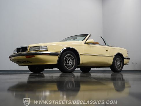 Used 1989 Chrysler TC by Maserati FWD image 20