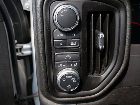 Used 2020 GMC Sierra 1500 4x4 Crew Cab image 23