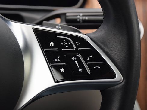 Certified 2023 Mercedes-Benz C 300 Sedan image 24