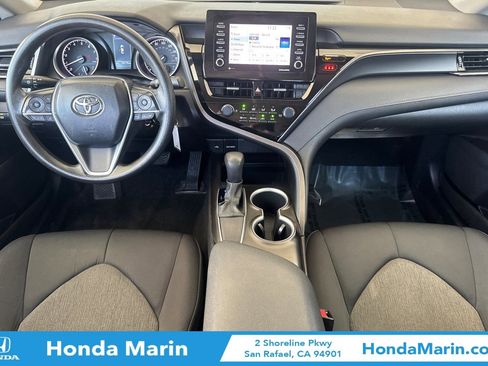 Used 2021 Toyota Camry LE FWD image 17