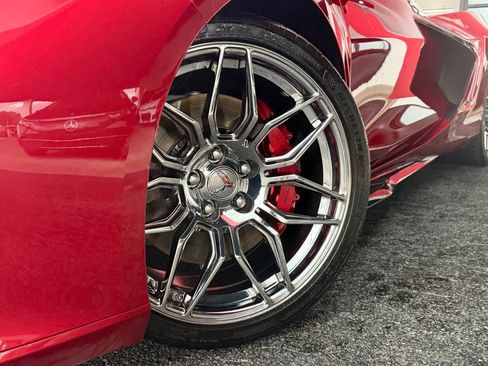 Used 2023 Chevrolet Corvette Z06 RWD image 2