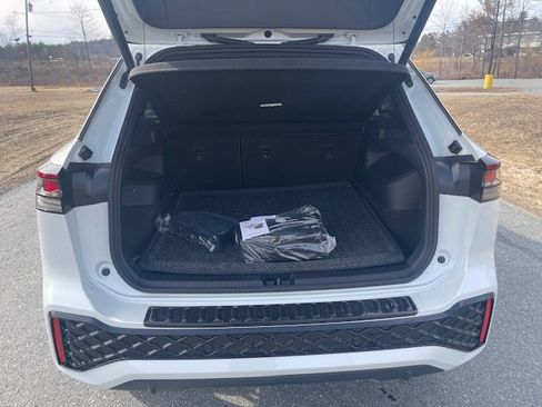 New 2026 Volkswagen Tiguan SEL R-Line image 7