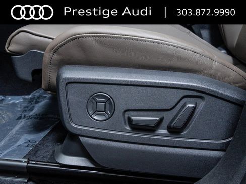 Used 2025 Audi Q5 Premium Plus w/ Premium Plus AWD/4WD image 24