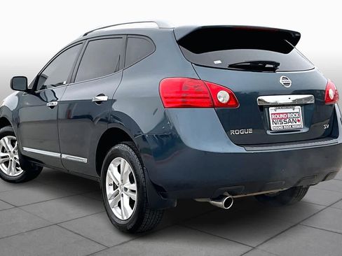 Used 2013 Nissan Rogue SV w/ Premium Pkg image 11