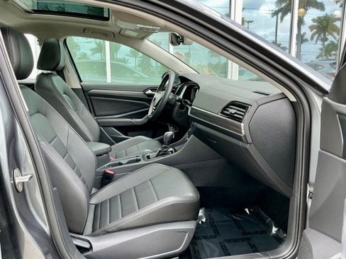 Used 2021 Volkswagen Jetta SEL image 14