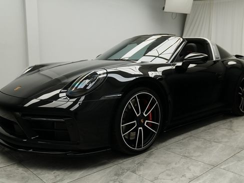 Used 2022 Porsche 911 Targa 4 GTS image 24