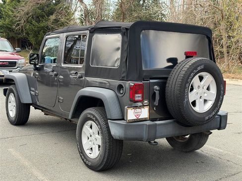 Used 2017 Jeep Wrangler Unlimited Sport w/ Quick Order Package 24S AWD/4WD image 11