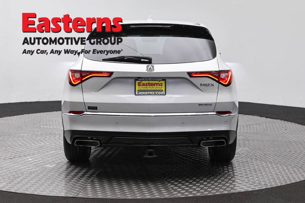 Used 2023 Acura MDX w/ Technology Package AWD/4WD image 8