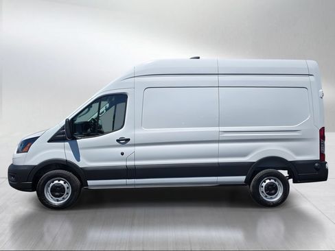 New 2026 Ford Transit 250 148 High Roof RWD image 3