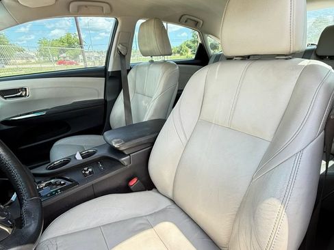 Used 2016 Toyota Avalon XLE FWD image 8
