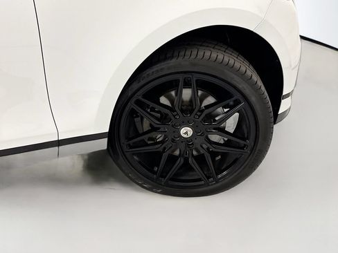 Certified 2023 Land Rover Range Rover Velar R-Dynamic S AWD/4WD image 31