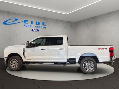 New 2026 Ford F250 Lariat AWD/4WD image 3