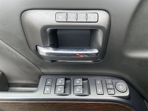 Used 2018 GMC Sierra 1500 Denali w/ Denali Ultimate Package image 22