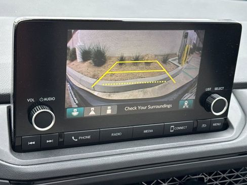 Certified 2023 Honda Accord EX image 22
