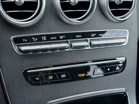 Certified 2021 Mercedes-Benz GLC 300 4MATIC image 22
