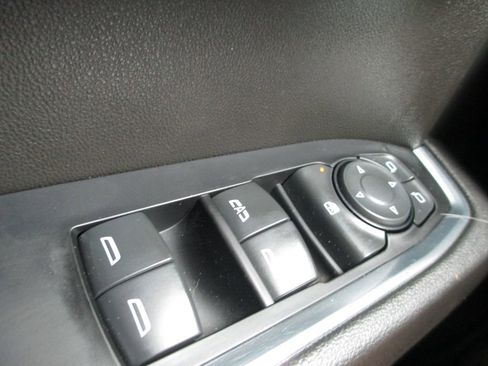 Used 2022 Chevrolet Silverado 1500 LT Trail Boss image 24