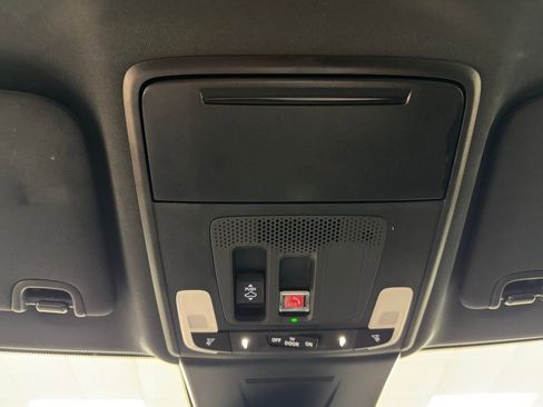 Used 2025 Honda Civic Sport Touring image 40