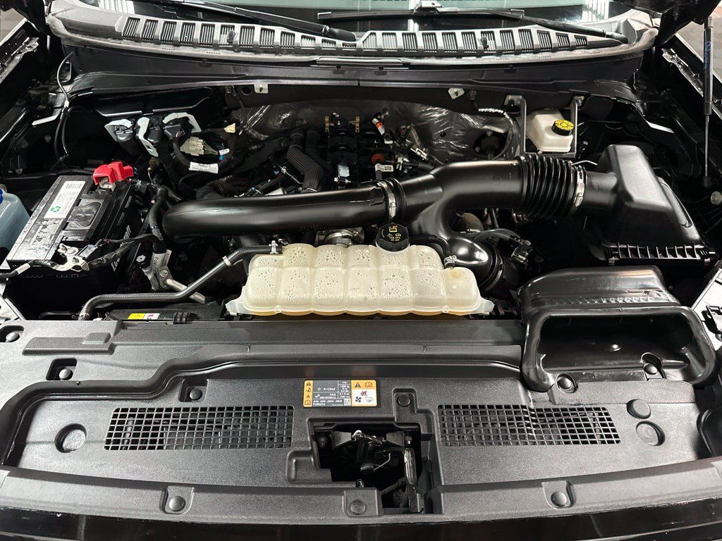 Used 2025 Ford Expedition Max Platinum AWD/4WD image 39