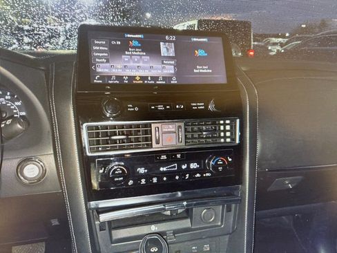 Used 2024 INFINITI QX80 Luxe image 5