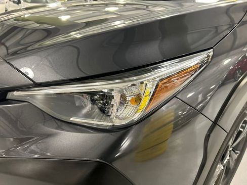 Used 2024 Subaru Crosstrek 2.0i image 6