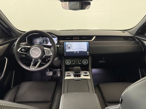 Used 2026 Jaguar F-PACE R-Dynamic S AWD/4WD image 17