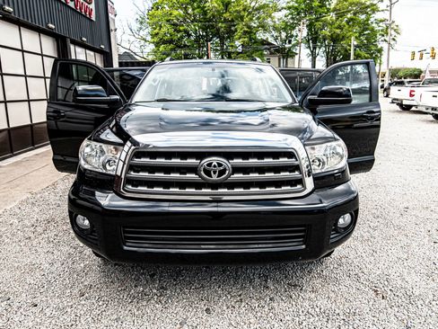 Used 2012 Toyota Sequoia SR5 image 19
