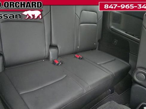 Used 2024 Nissan Pathfinder Platinum AWD/4WD image 11
